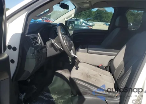 2018 Nissan Titan S из США, поврежденный, VIN 1N6AA1CK4JN508154